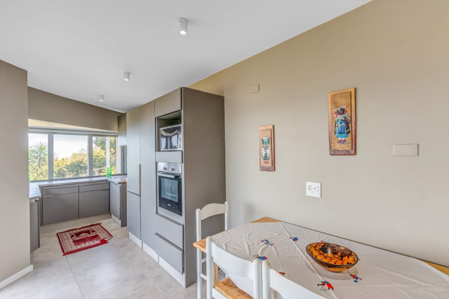 6 Bedroom Property for Sale in Brenton On Sea Western Cape